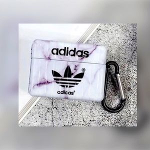 AIRPOD PRO PROTECTIVE CASE W/KEYRING